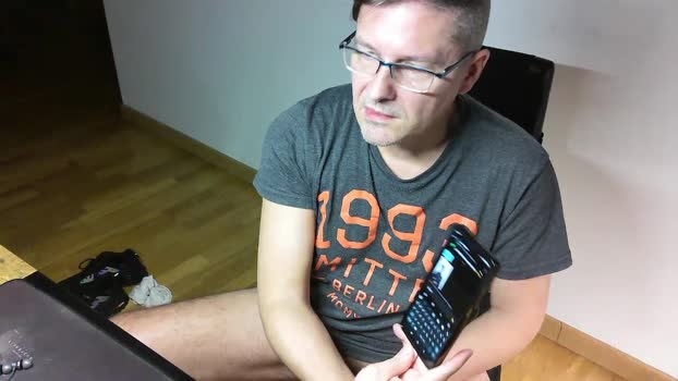 qpmario amateur Webcam SHOW @ Cam4 12-01-2026