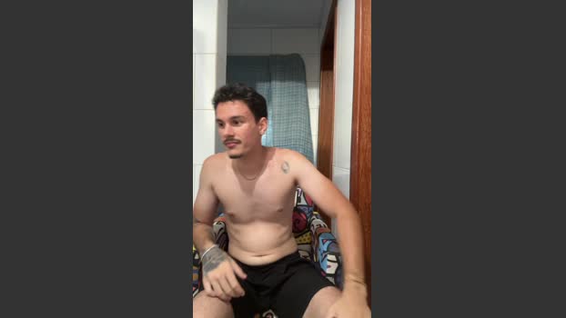 Henriquezaumm beauty Webcam SHOW @ Cam4 13-01-2026