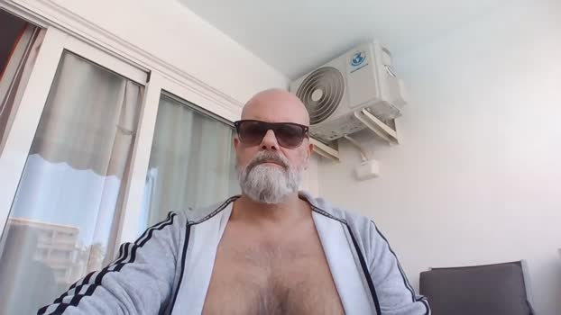 machoteskype Cam Webcam SHOW @ Cam4 14-01-2026