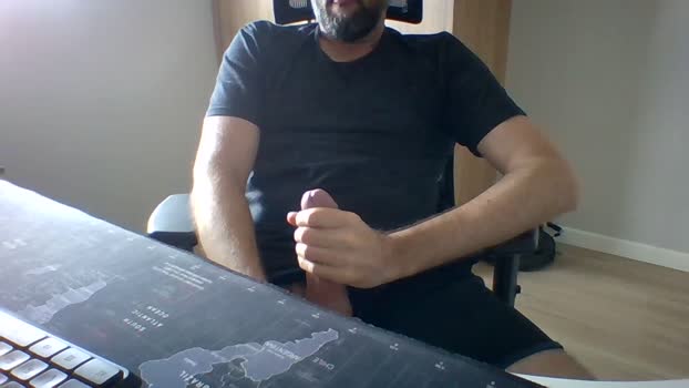 mateuskuera suckshow Webcam SHOW @ Cam4 13-01-2026