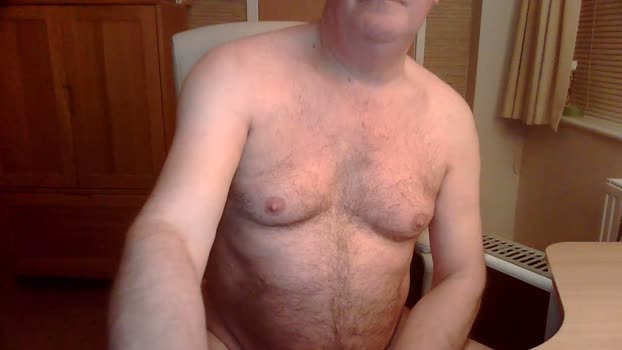 nipplesurrey bigload Webcam SHOW @ Cam4 13-01-2026