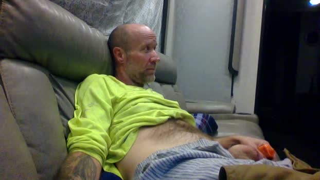 Tittyfucker36 gag Webcam SHOW @ Cam4 15-01-2026