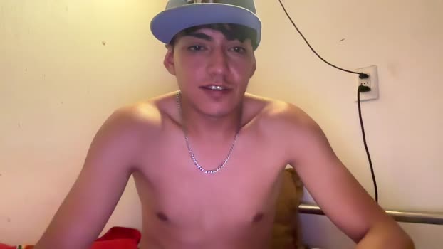 aaronsito bicurious Webcam SHOW @ Cam4 15-01-2026
