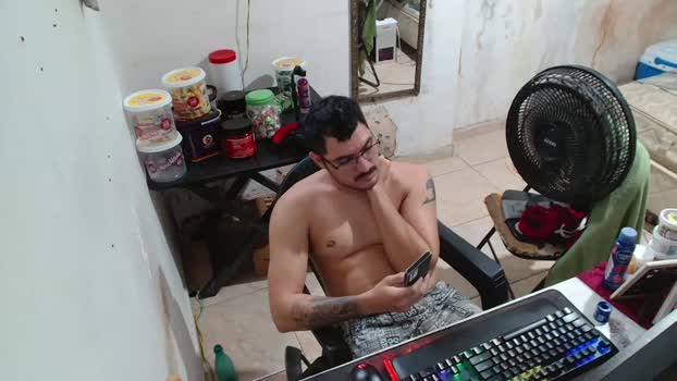 leonino231 sexymale Webcam SHOW @ Cam4 14-01-2026