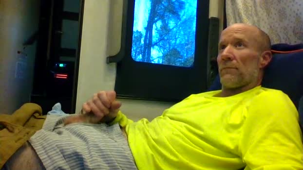 Tittyfucker36 bigload Webcam SHOW @ Cam4 15-01-2026