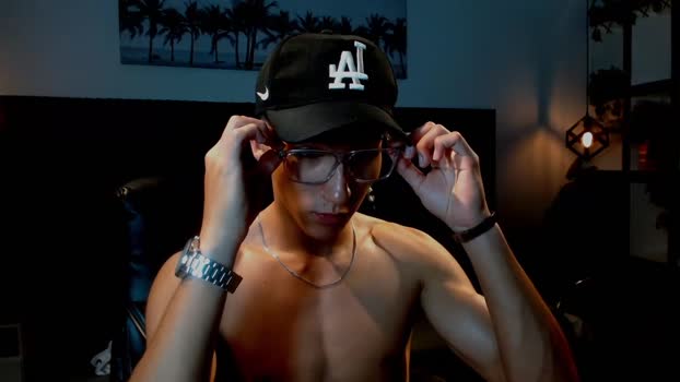 jeremy_job beauty Webcam SHOW @ Cam4 15-01-2026