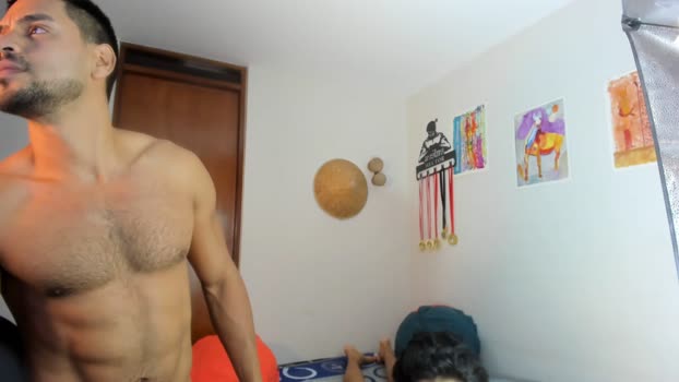 lodo_2 lovense Webcam SHOW @ Cam4 16-01-2026