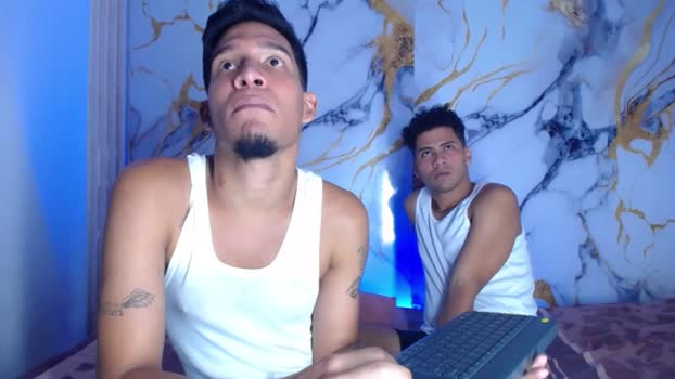 Santi_sebaxxx Ass Webcam SHOW @ Cam4 17-01-2026
