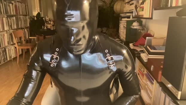 mrmcrubber sexymale Webcam SHOW @ Cam4 16-01-2026