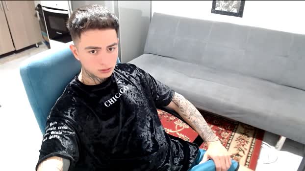 santii_ss analtoy Webcam SHOW @ Cam4 17-01-2026