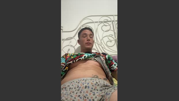 Cristiangonzaa suck Webcam SHOW @ Cam4 18-01-2026