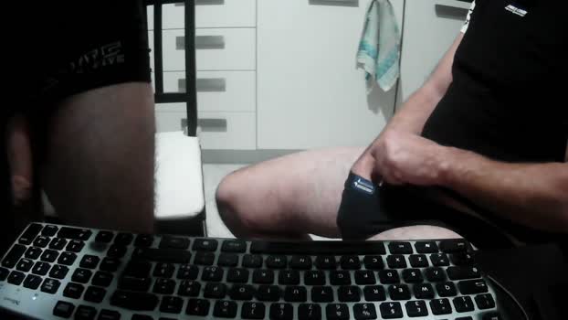 CuriousFriends1 jerkoff Webcam SHOW @ Cam4 17-01-2026