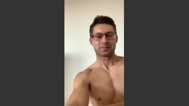 davidfunhot95 kissing Webcam SHOW @ Cam4 18-01-2026