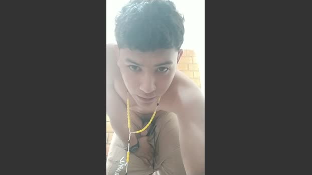 boy_hot33 hot Webcam SHOW @ Cam4 18-01-2026
