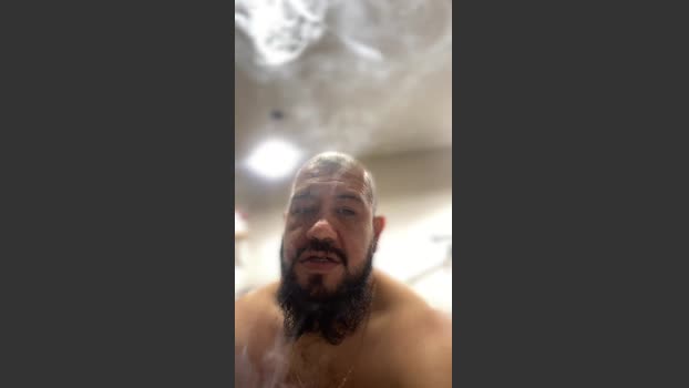 Bullmanxxx Topless Webcam SHOW @ Cam4 20-01-2026