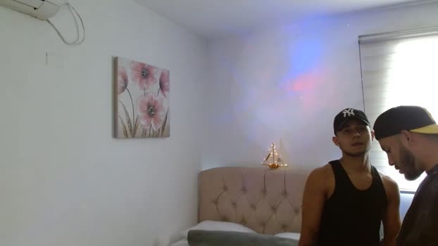 Elchino22xxl fuckher Webcam SHOW @ Cam4 20-01-2026