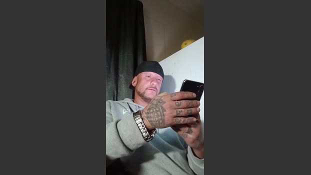 TattedRhino69 fingering Webcam SHOW @ Cam4 20-01-2026