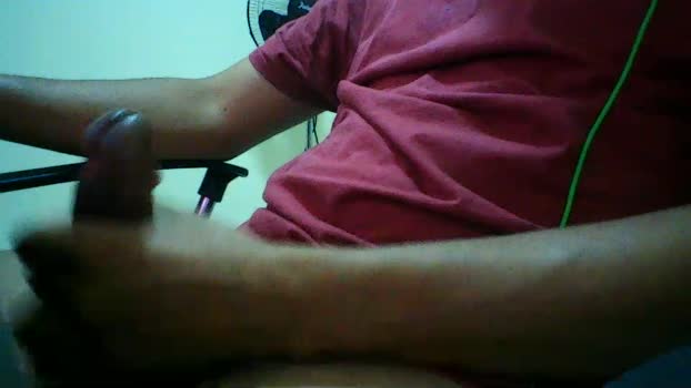 guigui2104 Pretty Webcam SHOW @ Cam4 20-01-2026