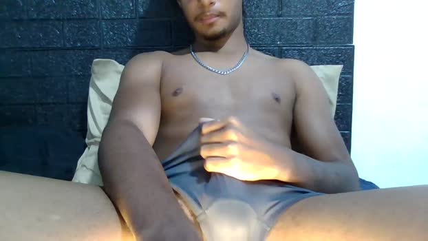 gabriel5257 yummy Webcam SHOW @ Cam4 21-01-2026