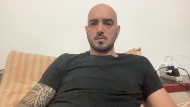 alessandromori9 fingering Webcam SHOW @ Cam4 21-01-2026