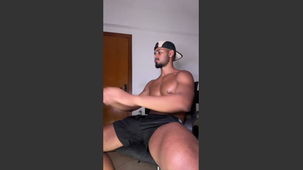 jhefiinho big Webcam SHOW @ Cam4 22-01-2026