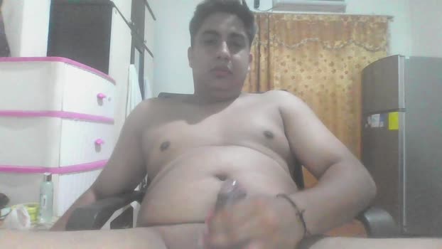 luis04072 bigcock Webcam SHOW @ Cam4 22-01-2026