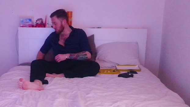 Keviiios fuckface Webcam SHOW @ Cam4 22-01-2026