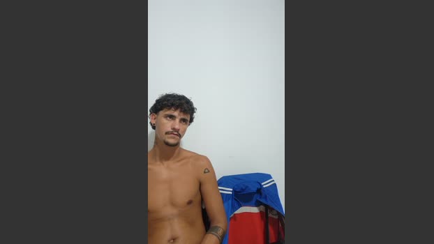 Levi_Henrique sexyfeet Webcam SHOW @ Cam4 23-01-2026