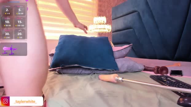 Tayler_White gay Webcam SHOW @ Cam4 22-01-2026