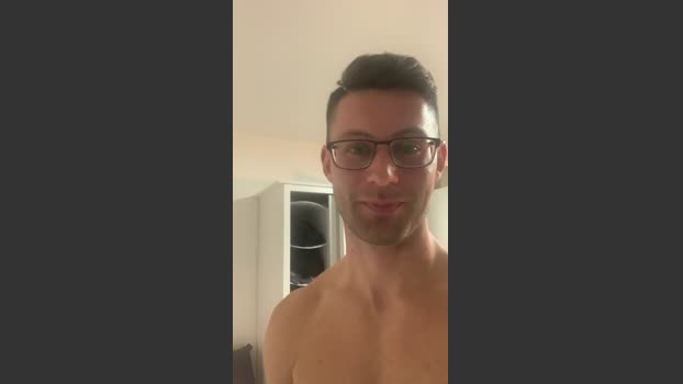 davidfunhot95 fuckass Webcam SHOW @ Cam4 22-01-2026