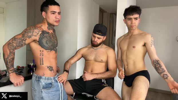 zoneboys_ big Webcam SHOW @ Cam4 22-01-2026