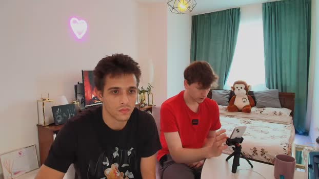 Friend_Sex_ Show Webcam SHOW @ Cam4 25-01-2026