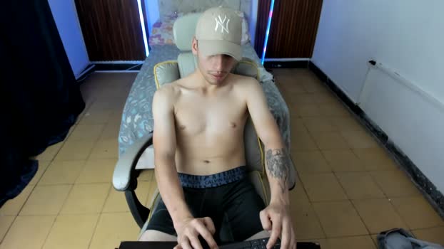 Juniorcaicer kinky Webcam SHOW @ Cam4 25-01-2026