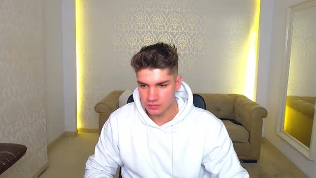 MaxKaidenn prettyface Webcam SHOW @ Cam4 26-01-2026