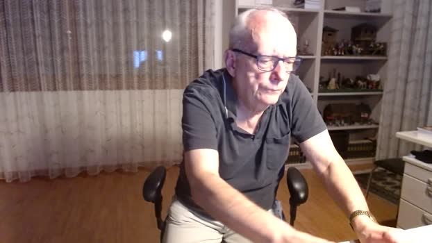taxidancer1 fuckme Webcam SHOW @ Cam4 27-01-2026