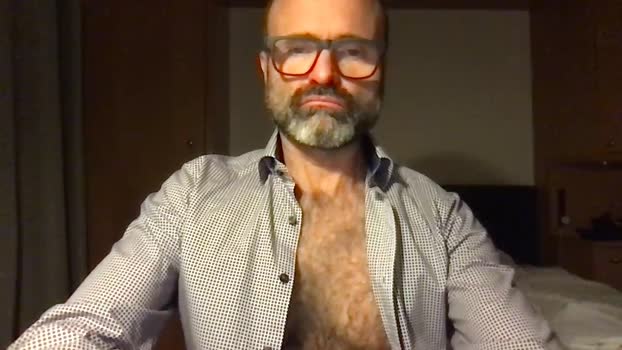Swiss_man_69 spanking Webcam SHOW @ Cam4 27-01-2026