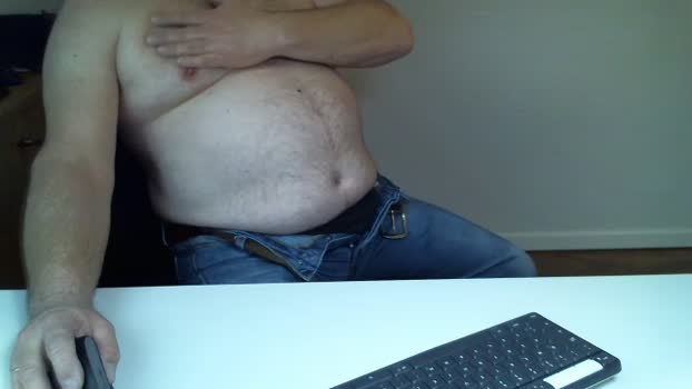 TeufelMichae fingering Webcam SHOW @ Cam4 28-01-2026