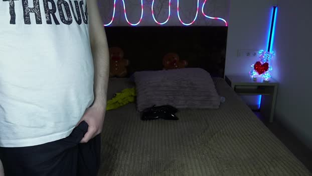 VikkiAndGeorge jerking Webcam SHOW @ Cam4 28-01-2026