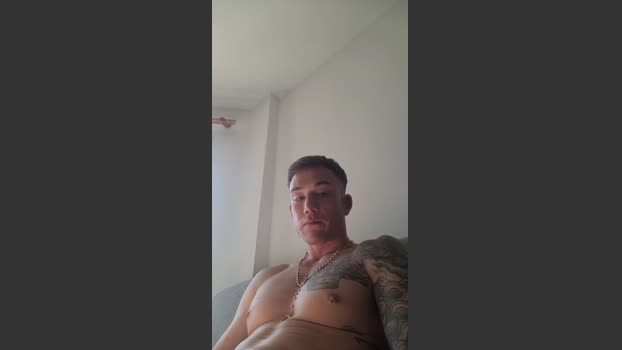 Cristiangonzaa fuckhard Webcam SHOW @ Cam4 30-01-2026