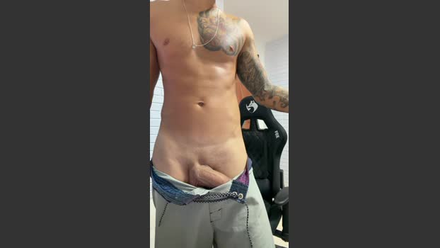 Fehpaugrosso spanking Webcam SHOW @ Cam4 30-01-2026