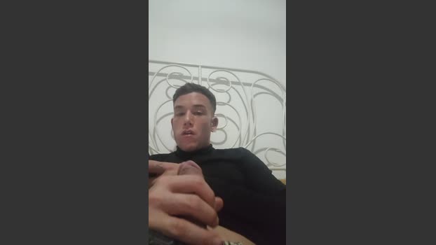 Cristiangonzaa fuckme Webcam SHOW @ Cam4 01-02-2026