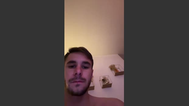 Twentytwo95 striptease Webcam SHOW @ Cam4 31-01-2026