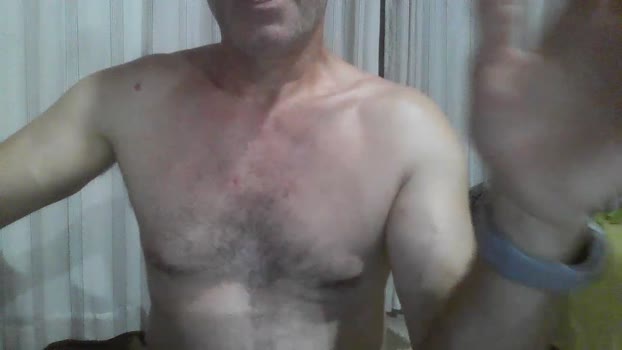 ggostoso_hot fingers Webcam SHOW @ Cam4 01-02-2026