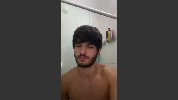 Mauriciobueno20 kissing Webcam SHOW @ Cam4 02-02-2026