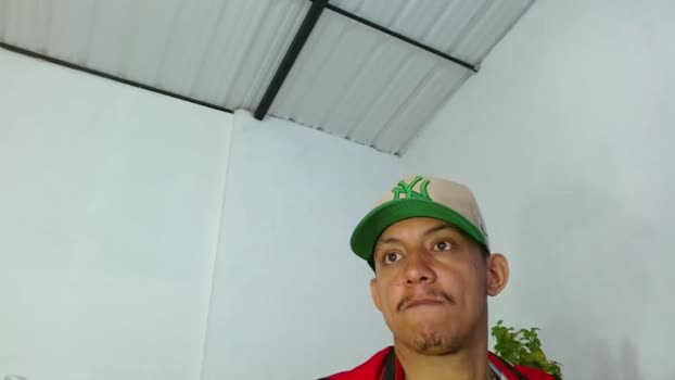 Skinny23cm spanking Webcam SHOW @ Cam4 01-02-2026