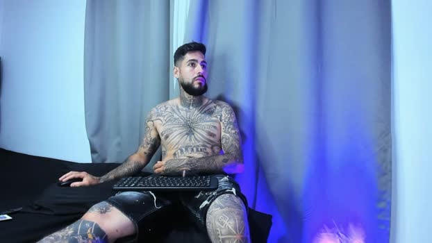billy_sartori77 naked Webcam SHOW @ Cam4 02-02-2026