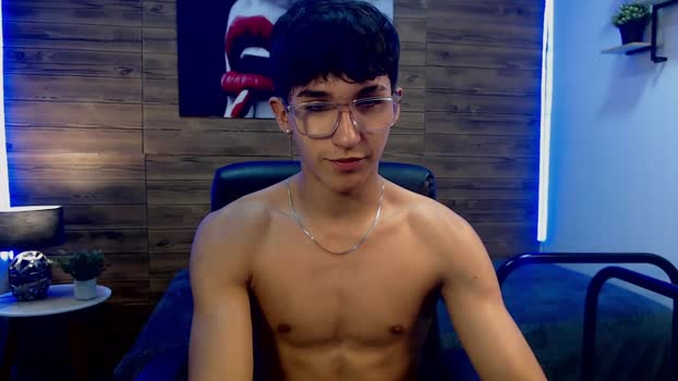jeremy_job kissing Webcam SHOW @ Cam4 01-02-2026