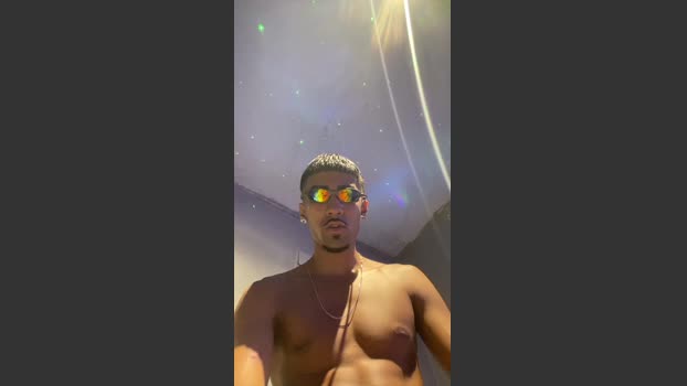 soarezx prettyface Webcam SHOW @ Cam4 02-02-2026