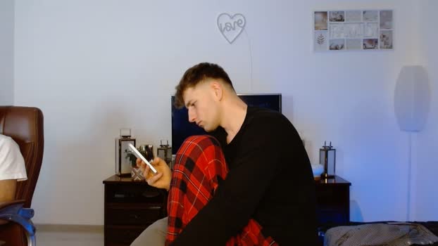 Germanyhot19 Download Webcam SHOW @ Cam4 04-02-2026