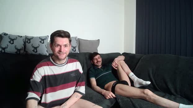 TwoTwinkHusband fingers Webcam SHOW @ Cam4 04-02-2026